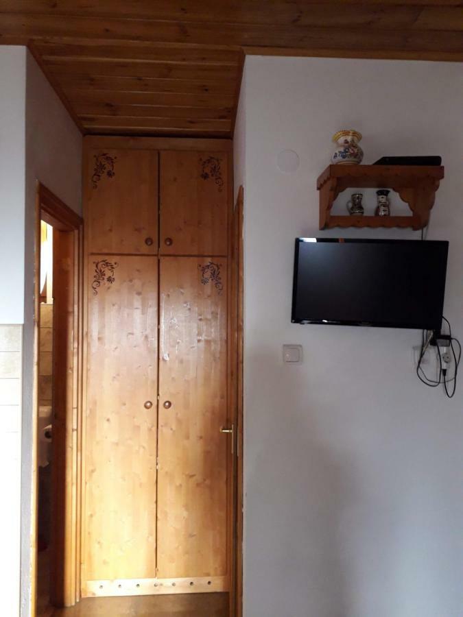 Matyasmadar Vendeghaz Hotel Tard Luaran gambar