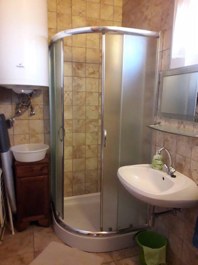 Matyasmadar Vendeghaz Hotel Tard Luaran gambar